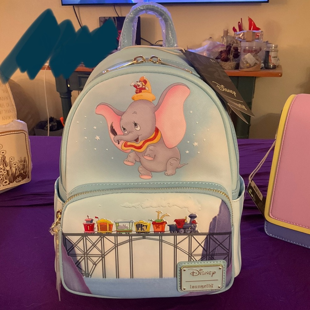 Disney Loungefly Dumbo Backpack NWT